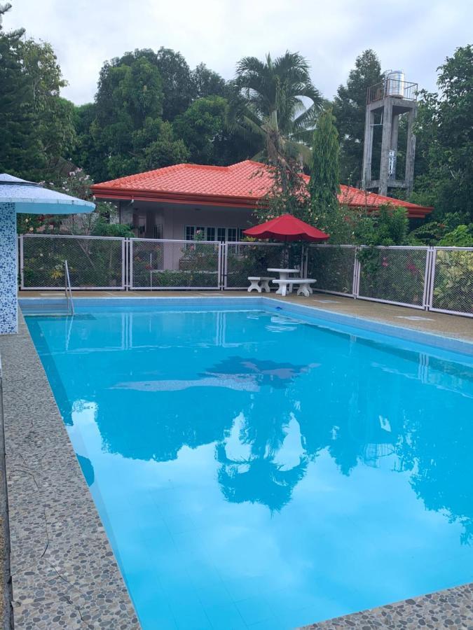 Bungalow 100 m² 2 phòng ngủ, 1 phòng tắm riêng ở Galas Dipolog Ngoại thất bức ảnh