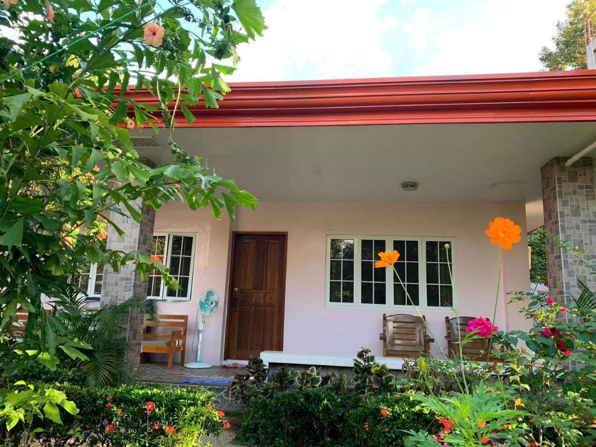 Bungalow 100 m² 2 phòng ngủ, 1 phòng tắm riêng ở Galas Dipolog Ngoại thất bức ảnh