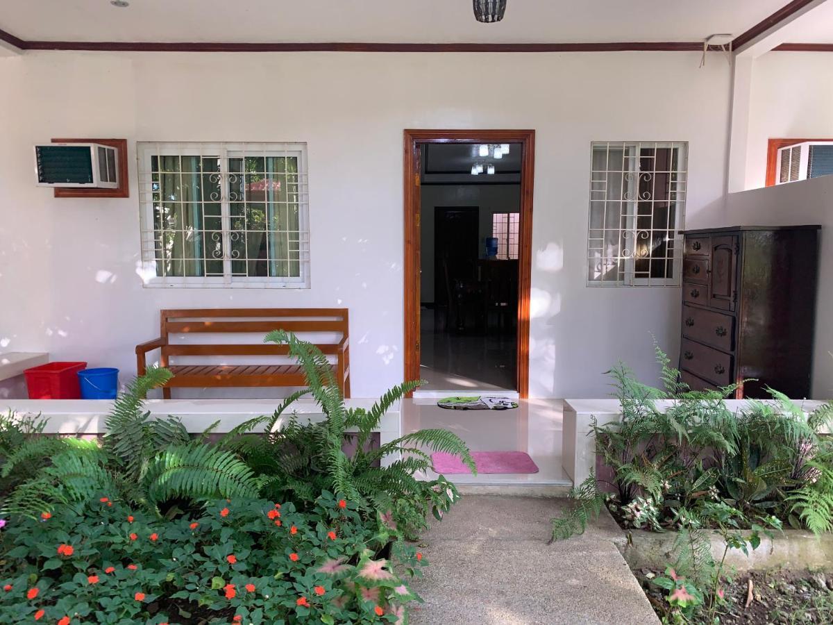 Bungalow 100 m² 2 phòng ngủ, 1 phòng tắm riêng ở Galas Dipolog Ngoại thất bức ảnh