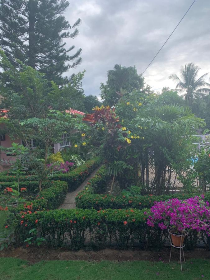 Bungalow 100 m² 2 phòng ngủ, 1 phòng tắm riêng ở Galas Dipolog Ngoại thất bức ảnh